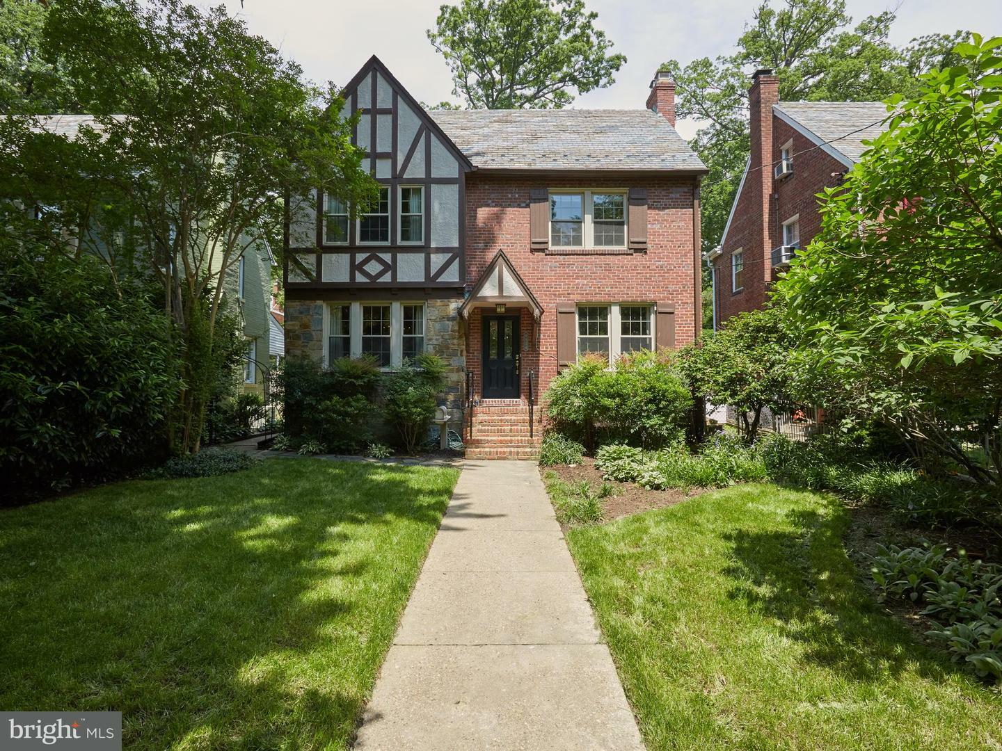 4834 Blagden Avenue NW  Washington DC 20011 photo