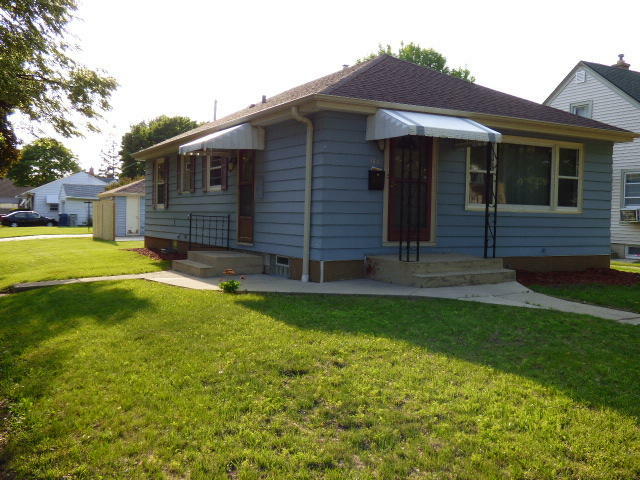 Property Photo: 3831 S 21st St WI 53221