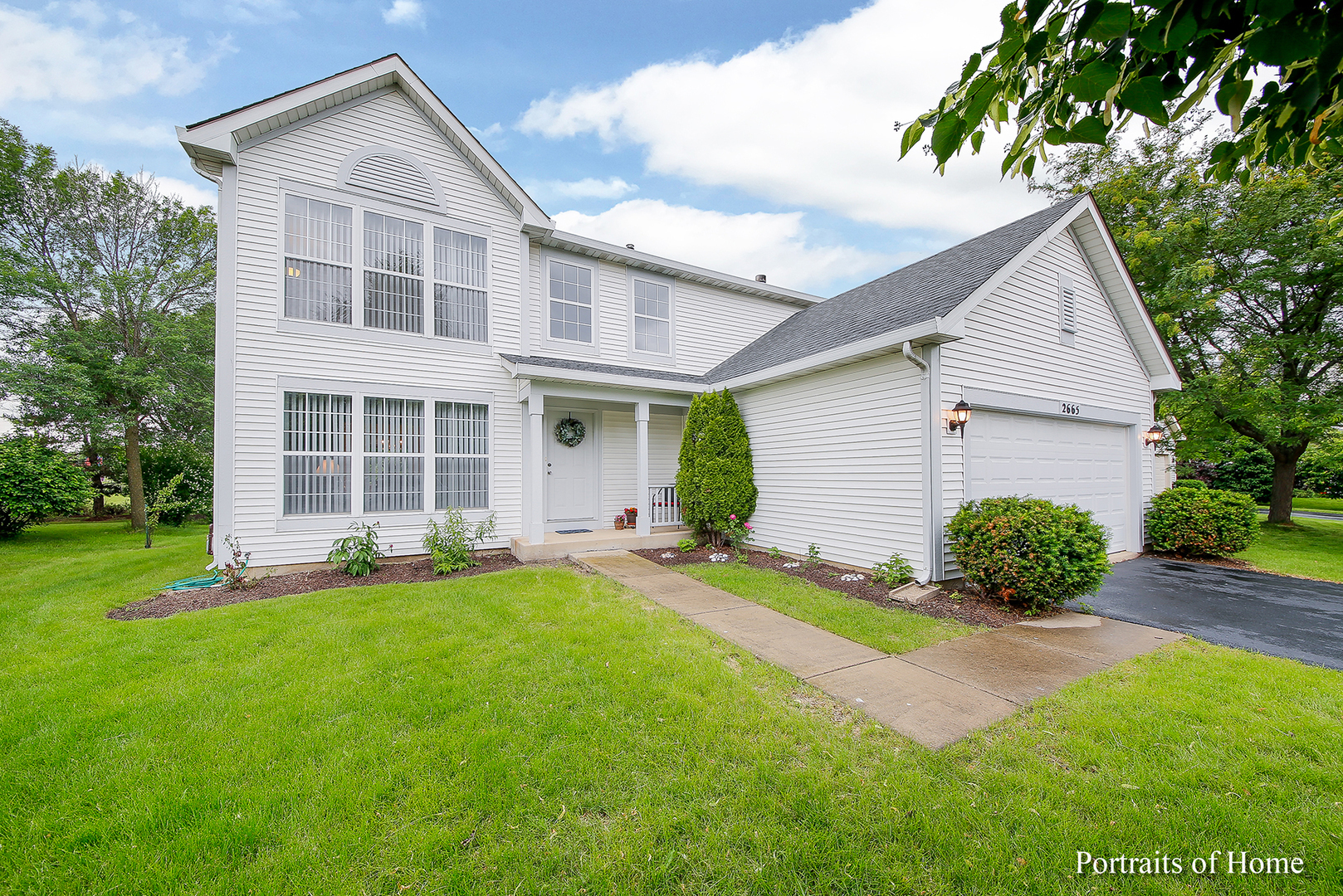 Property Photo: 2665 Canyon Court IL 60503