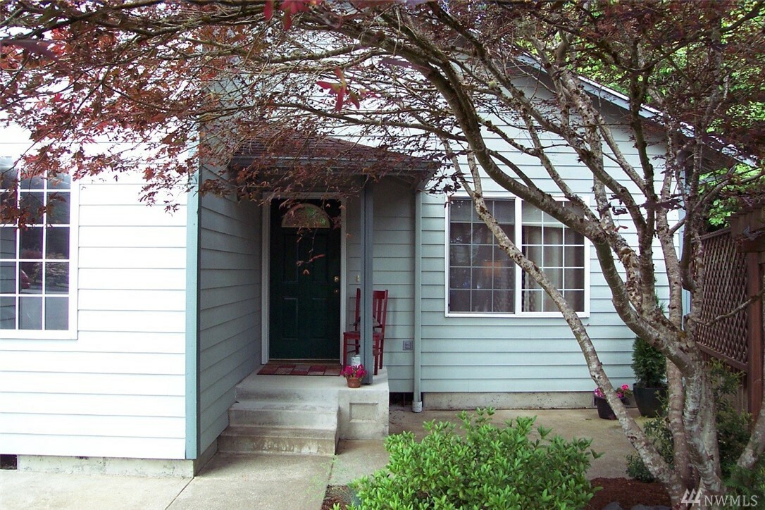 Property Photo:  6007 Silver Oaks Ct SE  WA 98501 