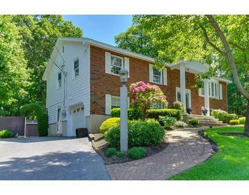 Property Photo: 39 Freeport Dr MA 01803
