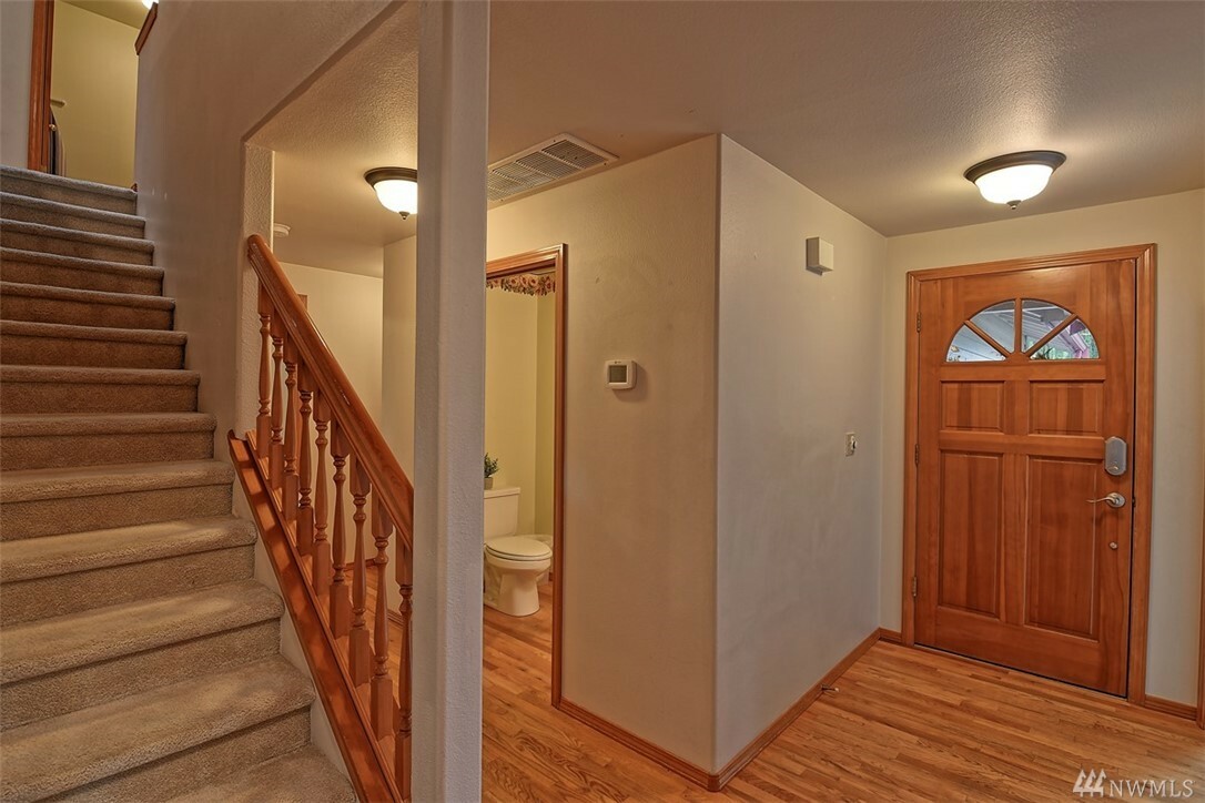 Property Photo: 3008 118th Dr NE WA 98258