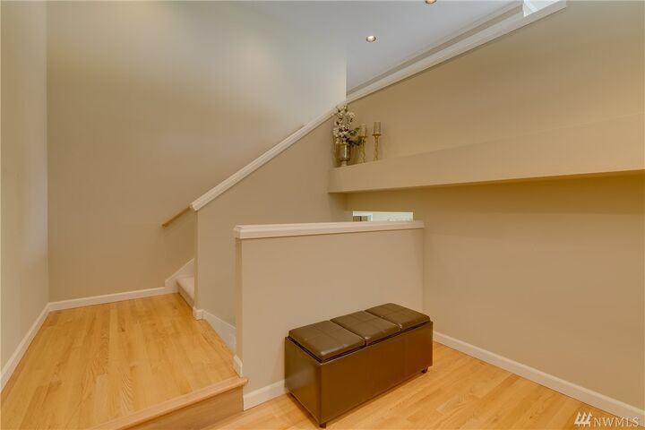 Property Photo:  6311 141st Ave SE  WA 98006 