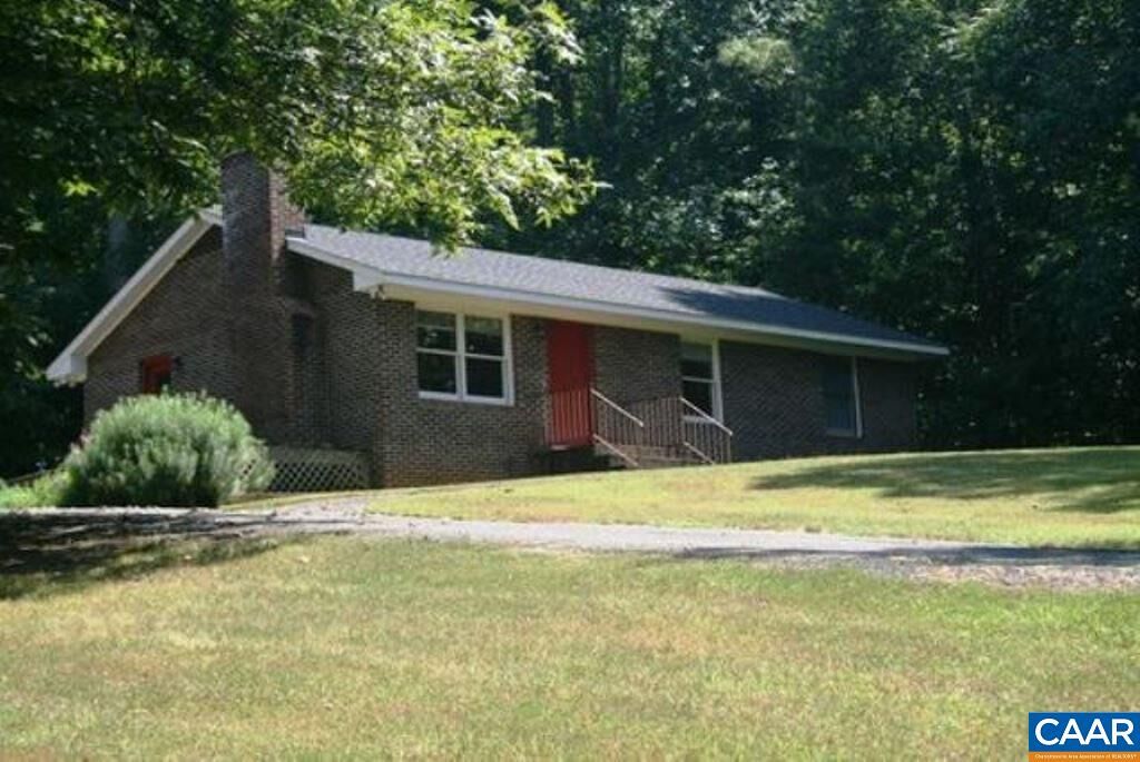 Property Photo:  377 Blackberry Ln  VA 22968 