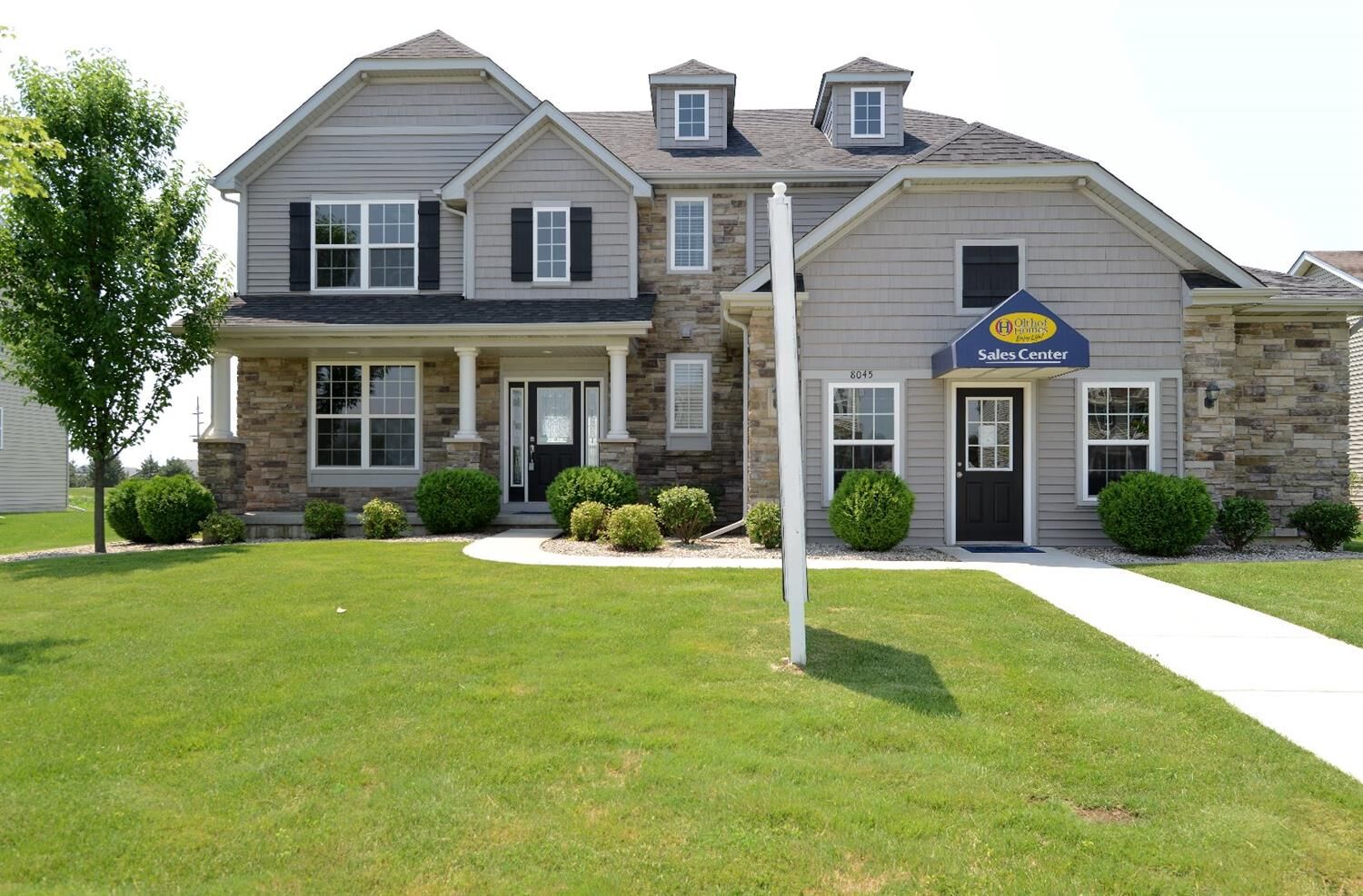 Property Photo:  8045 W 101st Place  IN 46373 