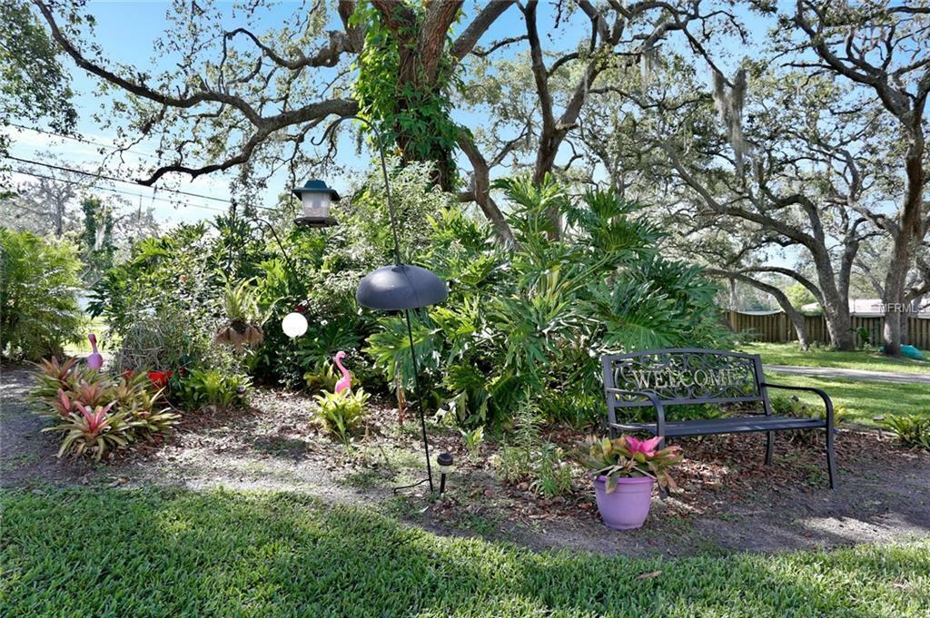 Property Photo:  12103 N 52nd Street  FL 33617 