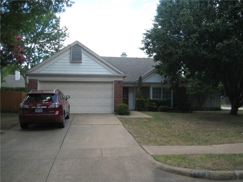 Property Photo:  4421 Columbia Street  TX 75052 
