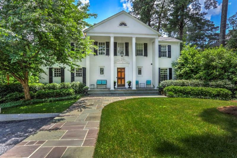 Property Photo: 3329 Habersham Road NW 30305