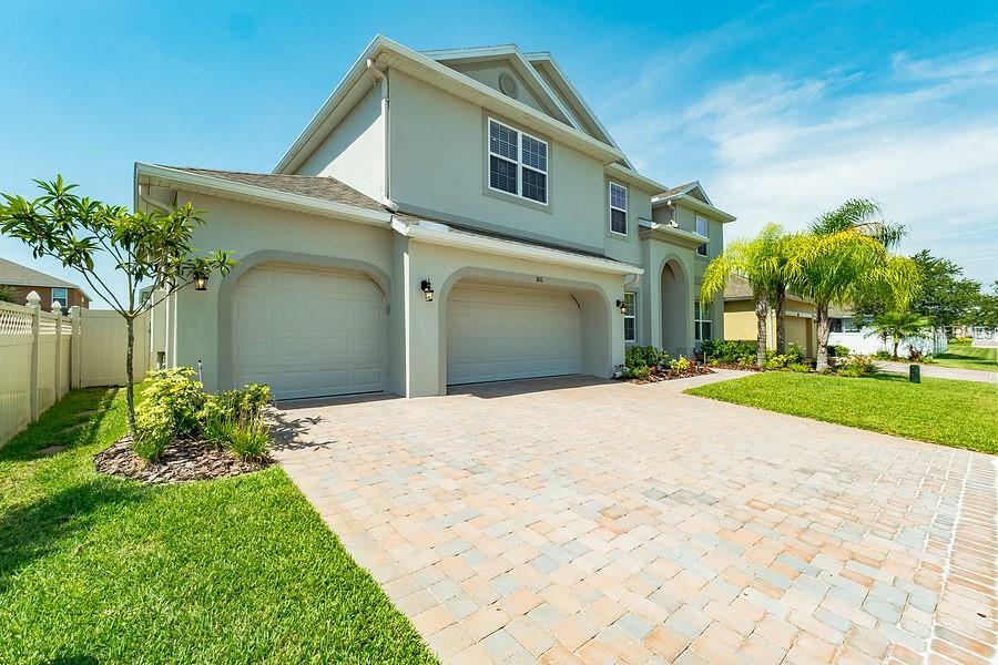 Property Photo:  1810 Citrus Blossom Drive  FL 32824 