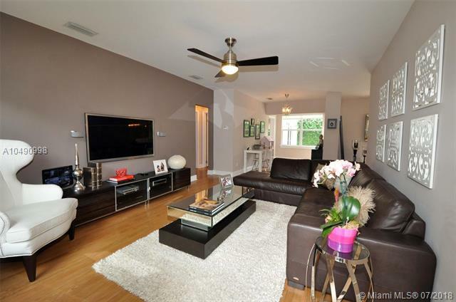 Property Photo: 5720 SW 54th Ter FL 33155