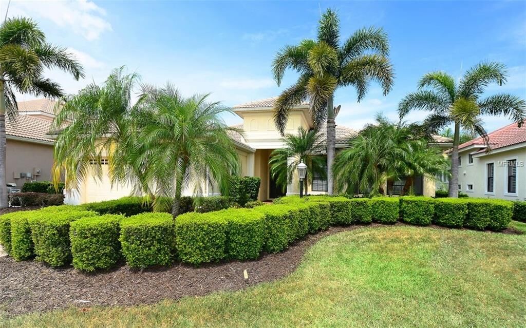 Property Photo:  13970 Siena Loop  FL 34202 