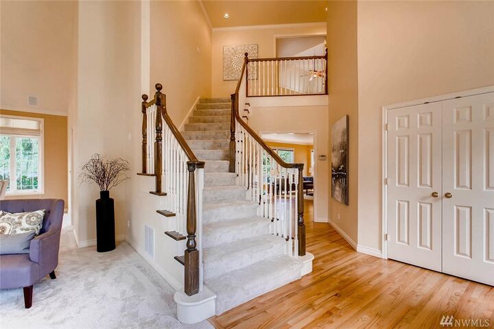 Property Photo:  21419 SE 34th Place  WA 98075 