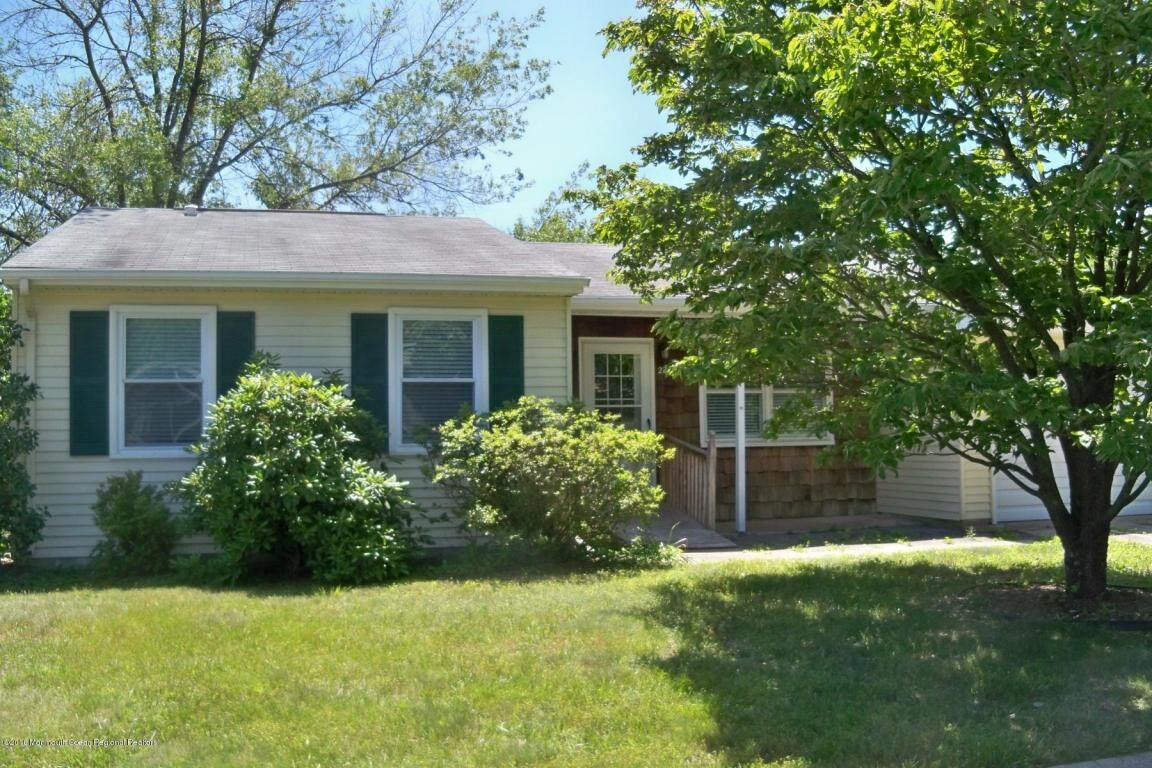 Property Photo:  22 Brentwood Street  NJ 08759 