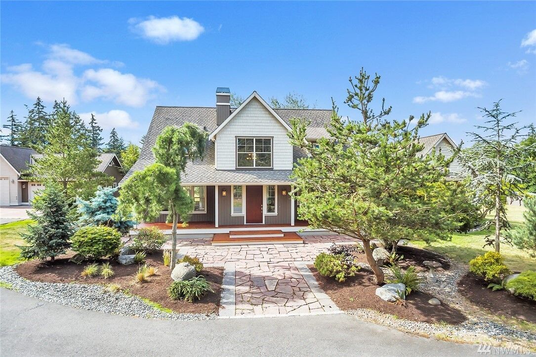 Property Photo: 534 Brindle Place WA 98282