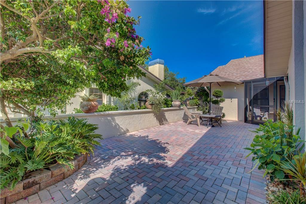 Property Photo:  4407 La Jolla Drive  FL 34210 