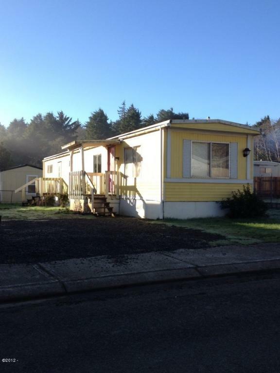 Property Photo: 2420/2455 NE 29th Street OR 97367