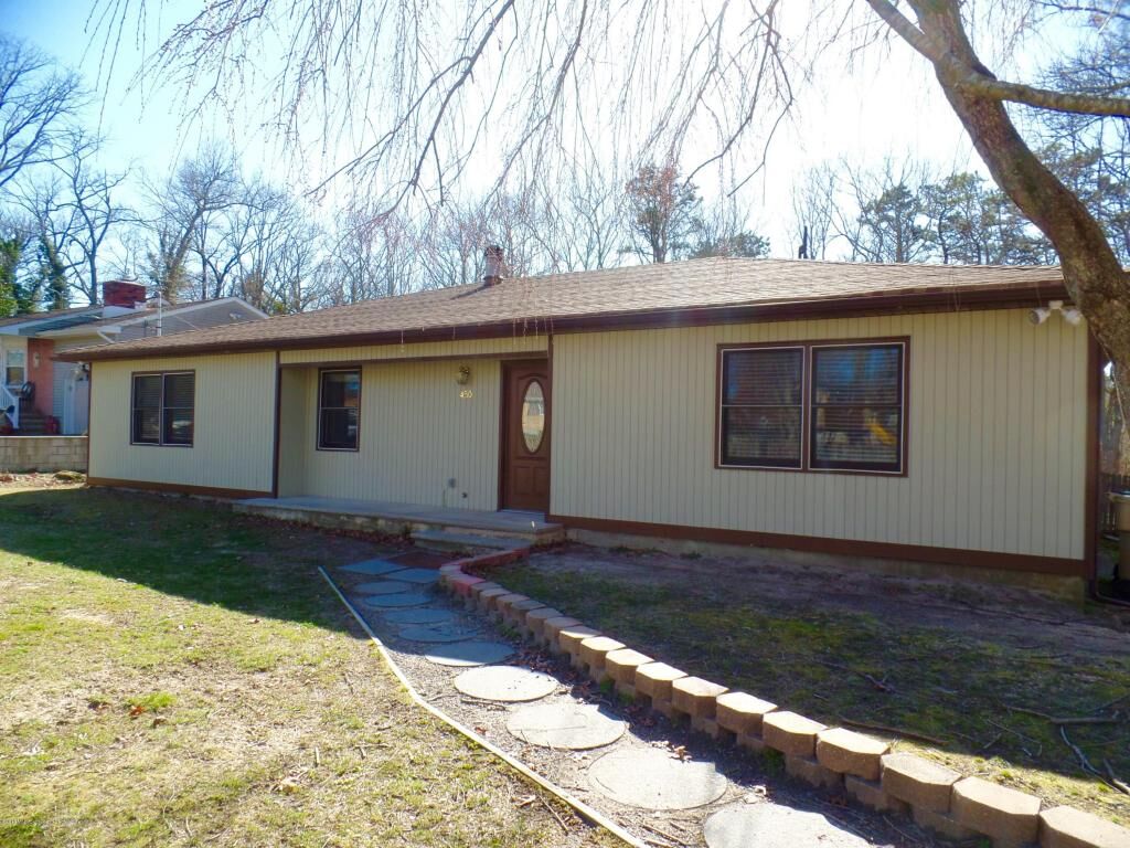 Property Photo: 450 Muller Avenue NJ 08721