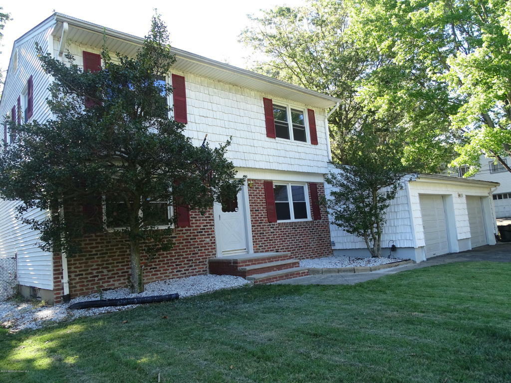 Property Photo:  11 Daniel Drive  NJ 07747 