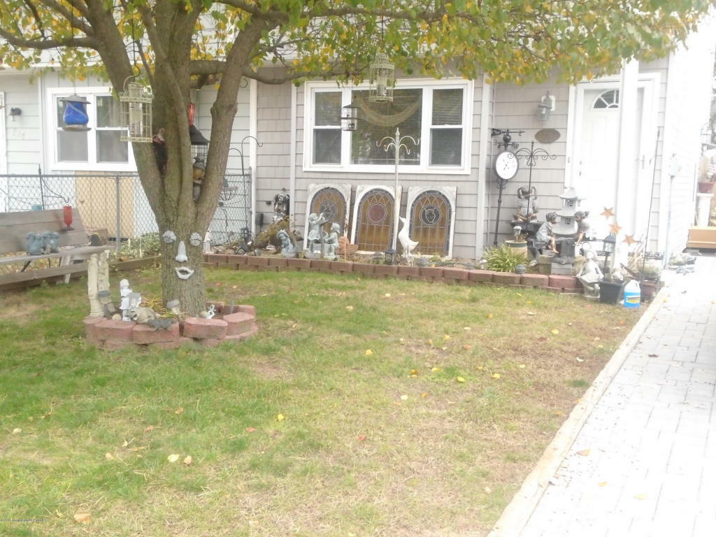 Property Photo:  726 Maple Street  NJ 08733 