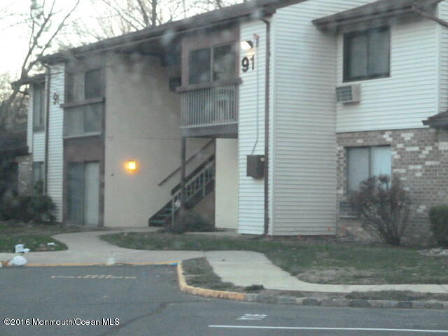 91 E Arrowood Road  Manalapan NJ 07726 photo