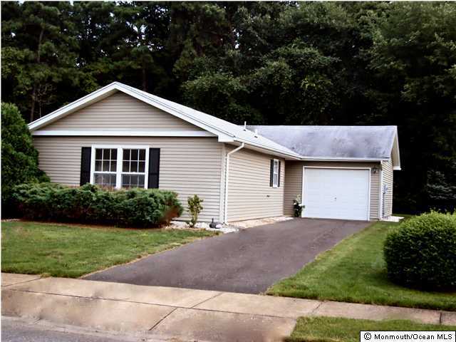 Property Photo: 20 Piedmont Court NJ 08724