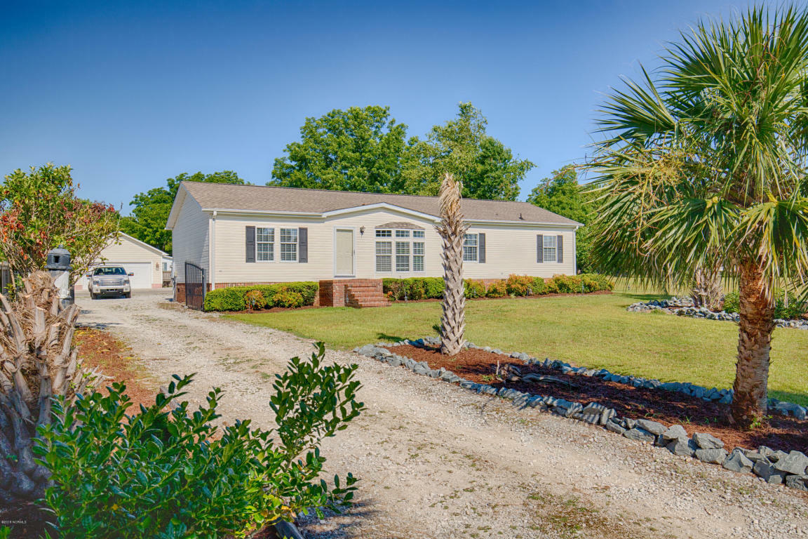Property Photo: 108 Swan Point Road NC 28460