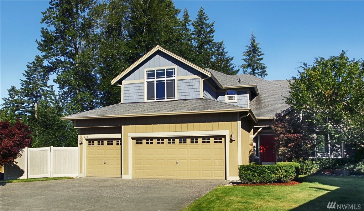 212 247th Place NE  Sammamish WA 98074 photo