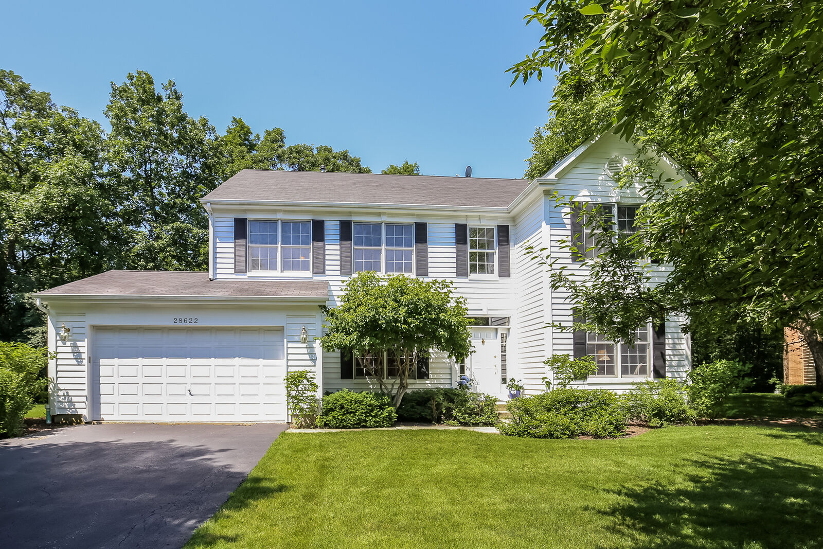 Property Photo:  28622 Isleworth Court  IL 60044 