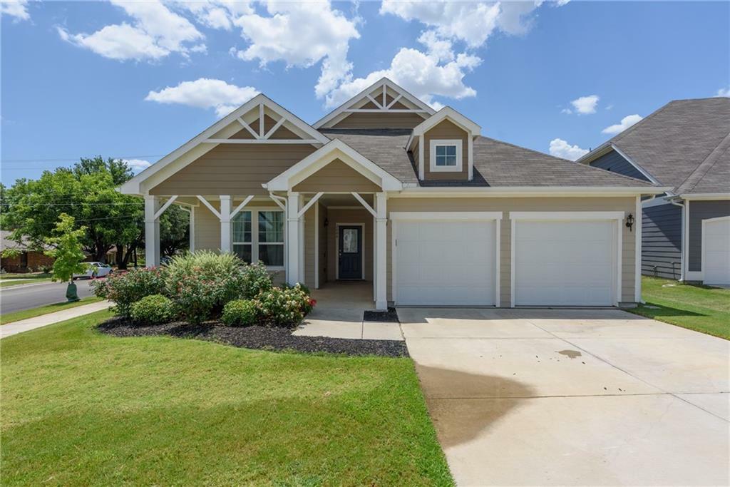 Property Photo:  2000 Windsor Farms Drive  TX 76207 