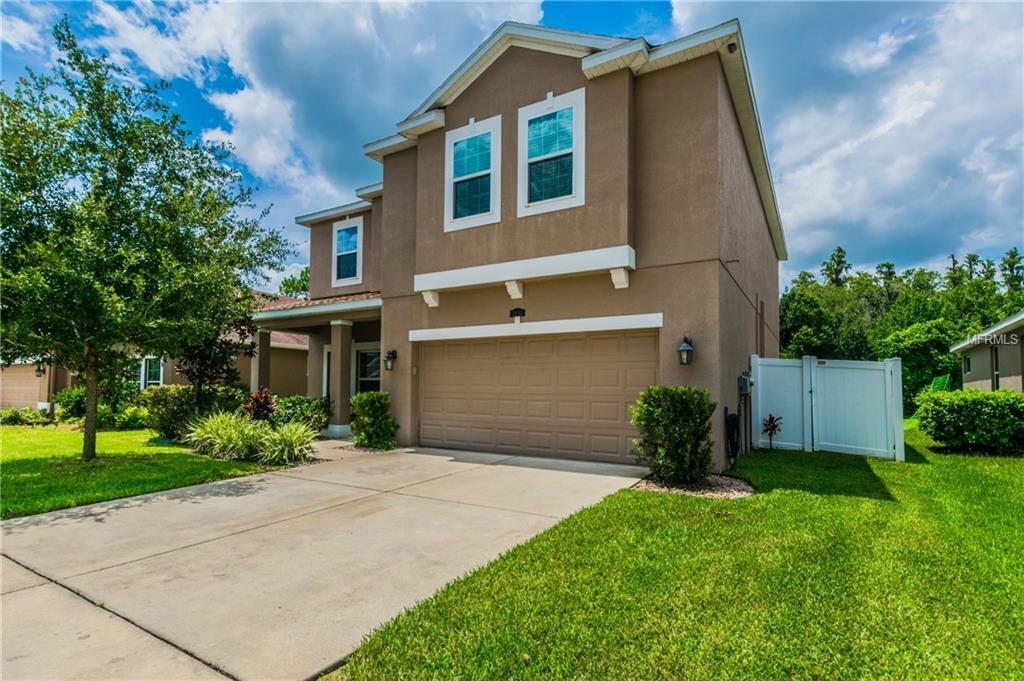 Property Photo: 3951 Pacente Loop FL 33543