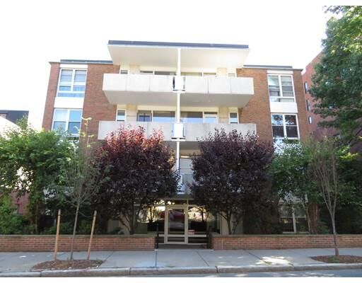 Property Photo:  100 Marion St 11  MA 02446 