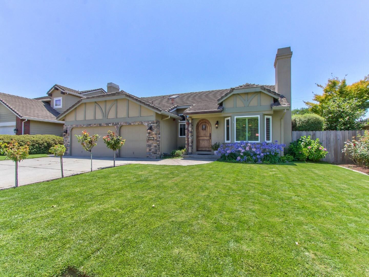 Property Photo: 20442 Franciscan Way CA 93908