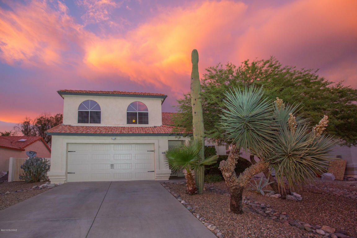 Property Photo:  9412 N Warbler Place  AZ 85742 