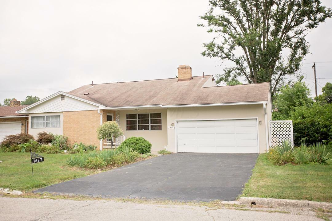 Property Photo:  1677 Kenview Road  OH 43209 