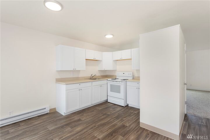 Property Photo: 22415 30th Ave S WA 98198