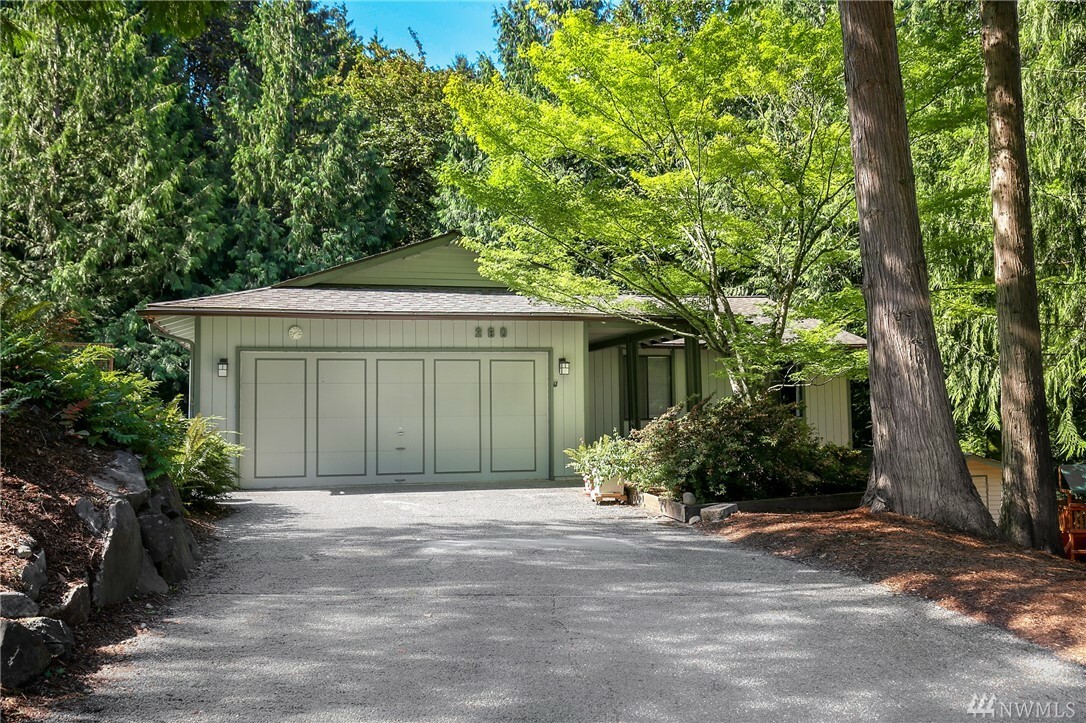 Property Photo: 280 Mt. Pilchuck Ave SW WA 98027
