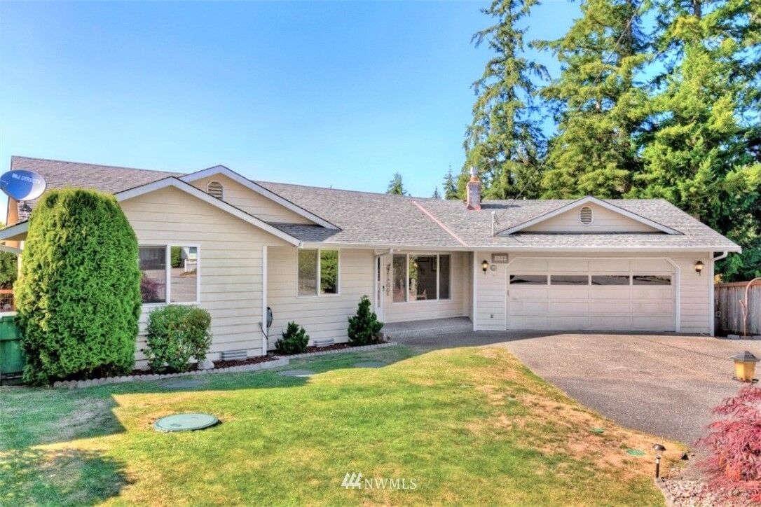 Property Photo: 339 Scotland Drive WA 98282