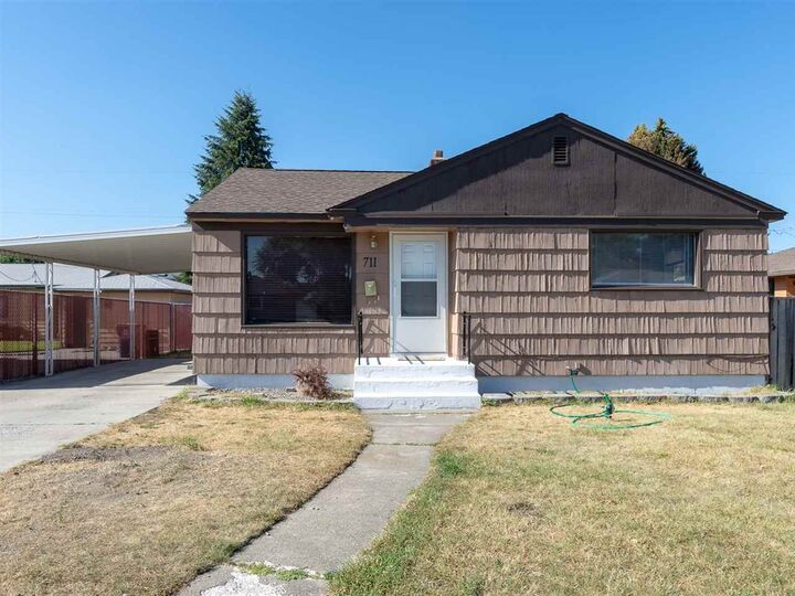 711 E Everett Ave  Spokane WA 99207-3322 photo