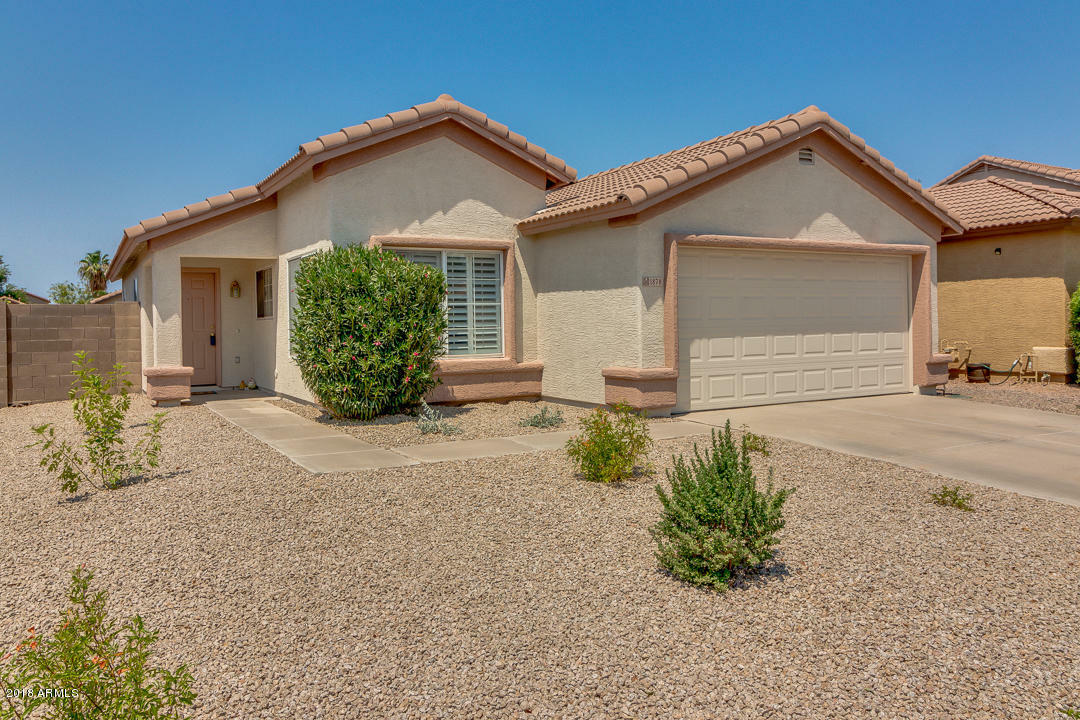 Property Photo:  1878 E Carla Vista Drive  AZ 85225 