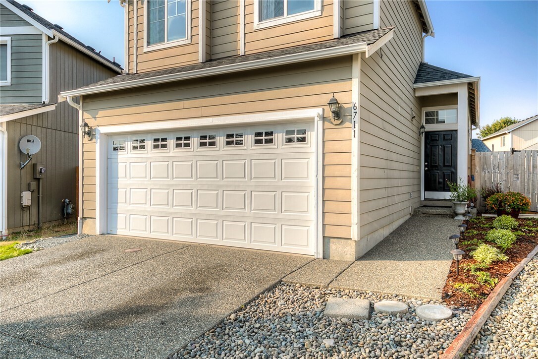 Property Photo: 6711 131st St E WA 98373