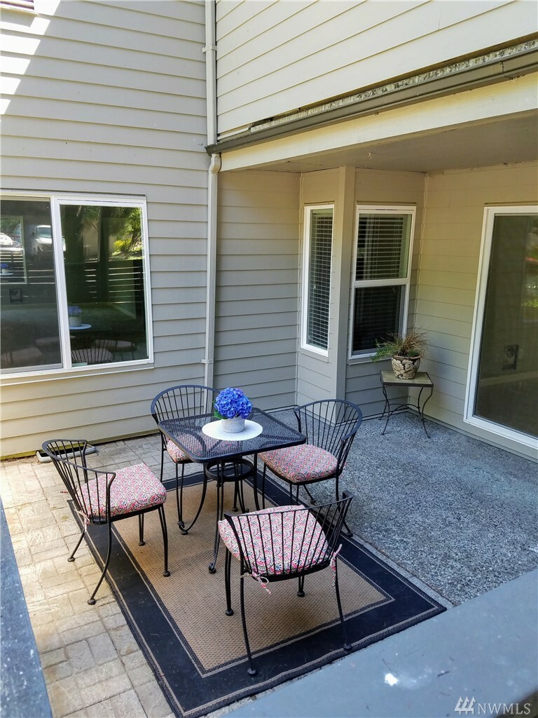 Property Photo:  11815 93rd Lane NE #204  WA 98034 