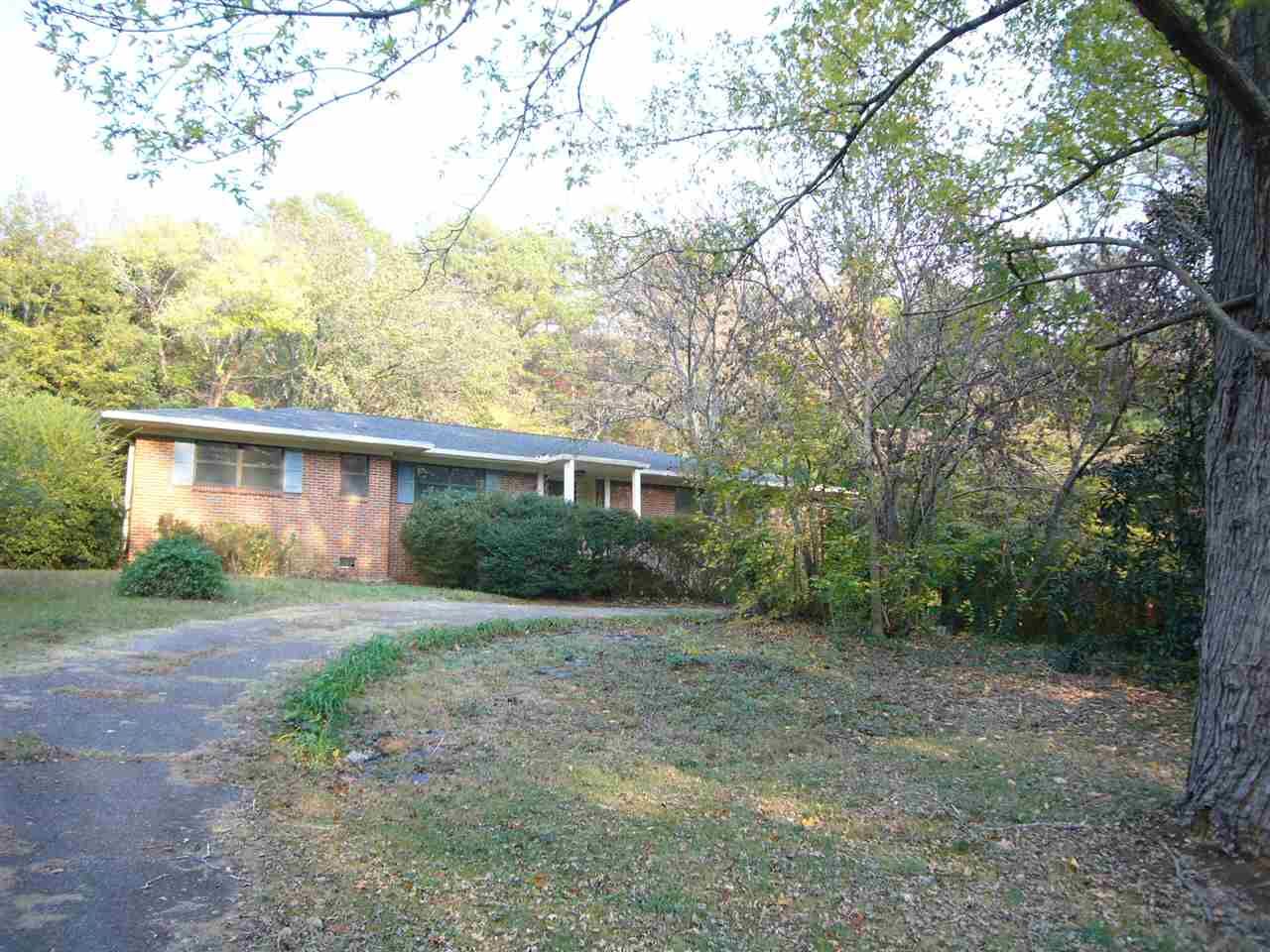 Property Photo: 179 Saratoga Avenue SC 29302