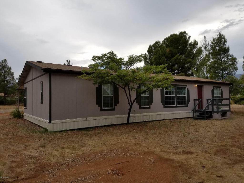 Property Photo: 2624 S Pinal Circle AZ 86326