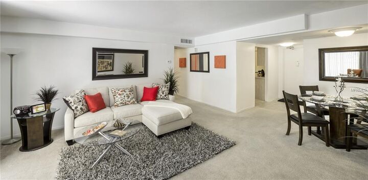 Property Photo:  20 S Lucerne Circle W 114  FL 32801 