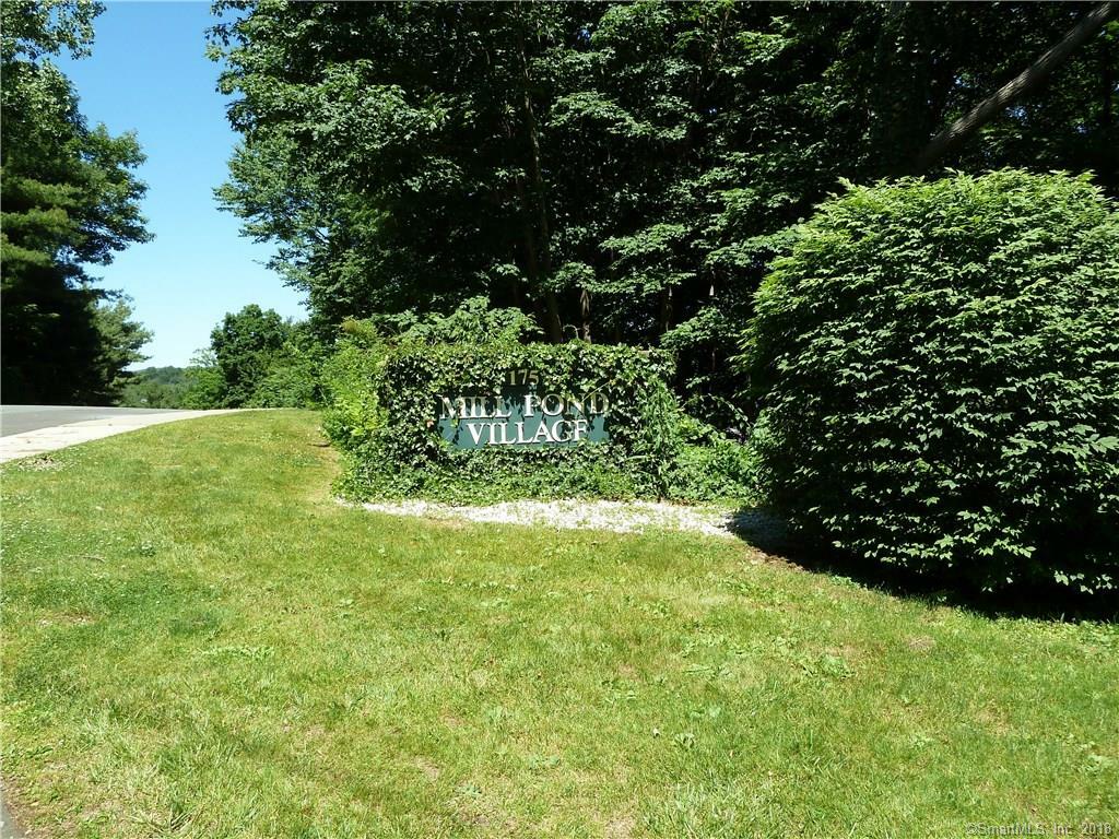 Property Photo:  175 Mill Pond Road 444  CT 06514 