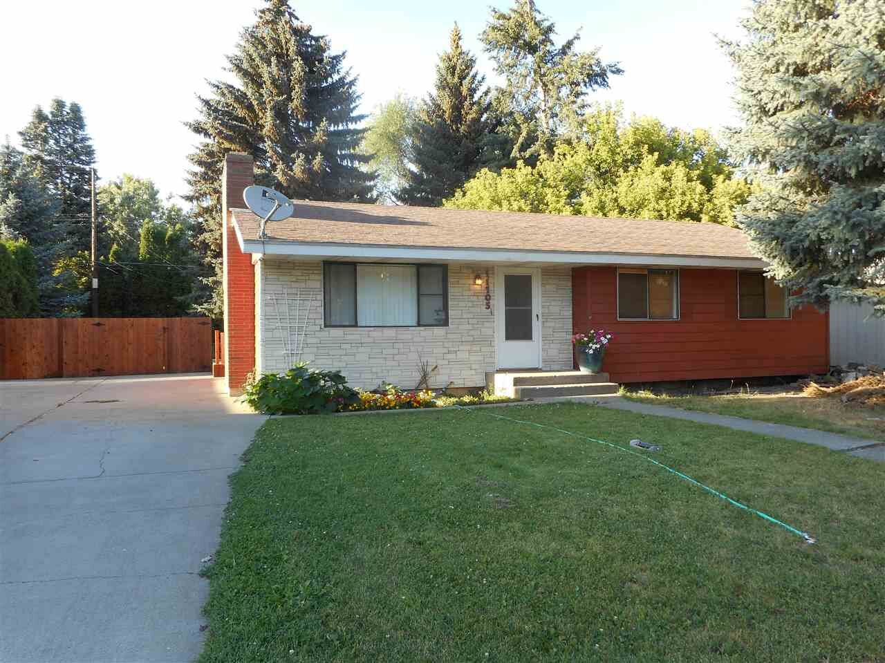 Property Photo: 11705 E Frederick Ave WA 99206