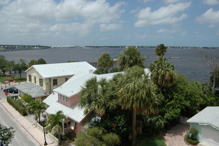 Property Photo:  47 SW Osceola Street 206  FL 34994 