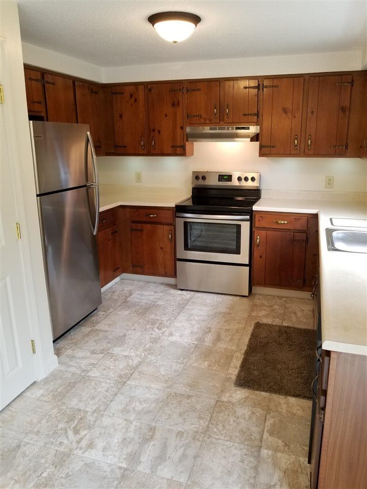 Property Photo: 11 East Ridge Road NH 03054