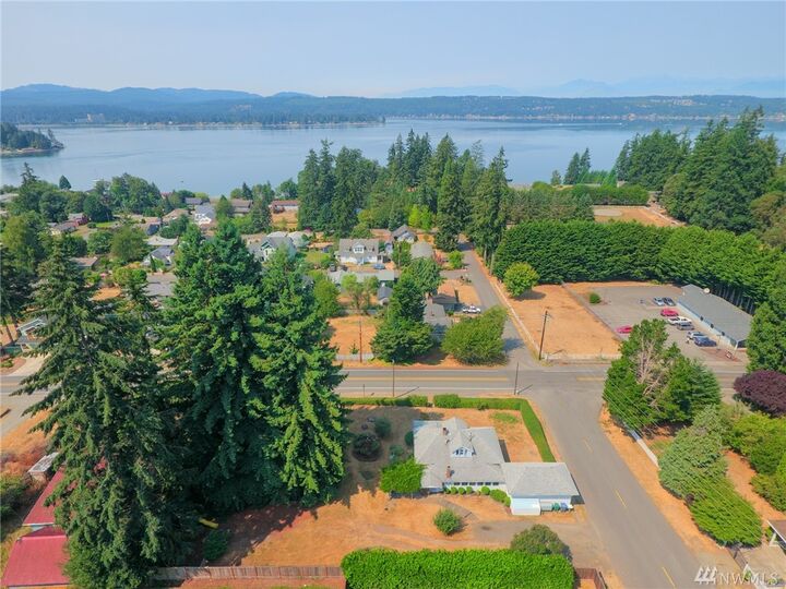 Property Photo: 381 NW Nichols Ave WA 98311