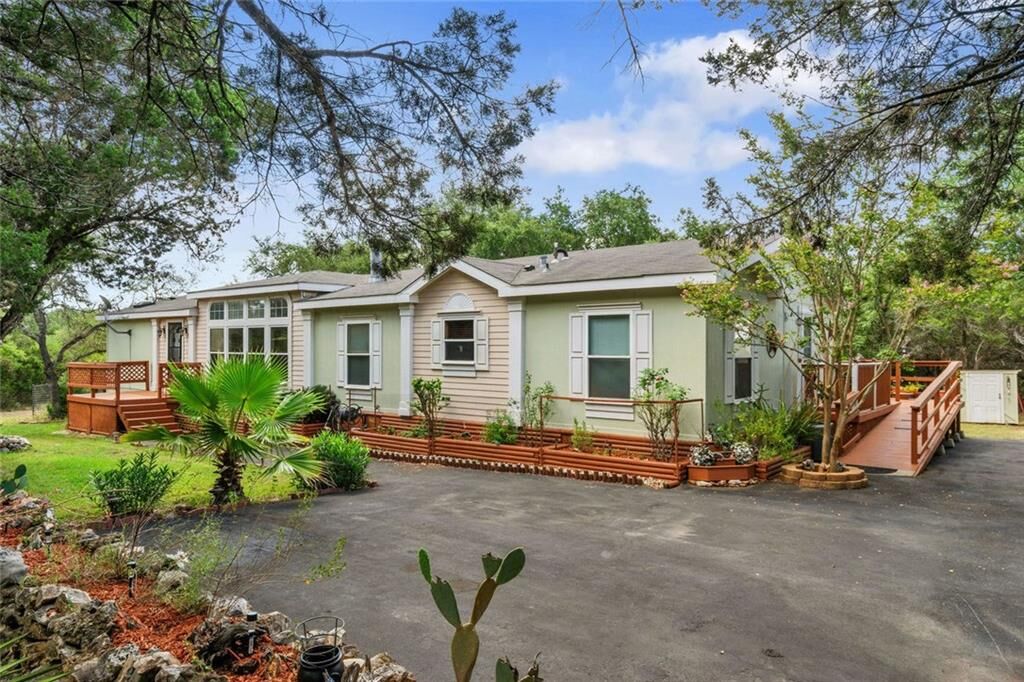 Property Photo: 8340 Wegner Road TX 78132